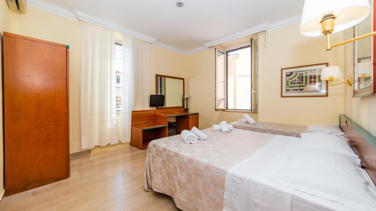 Hotel Center 3 Рим Экстерьер фото