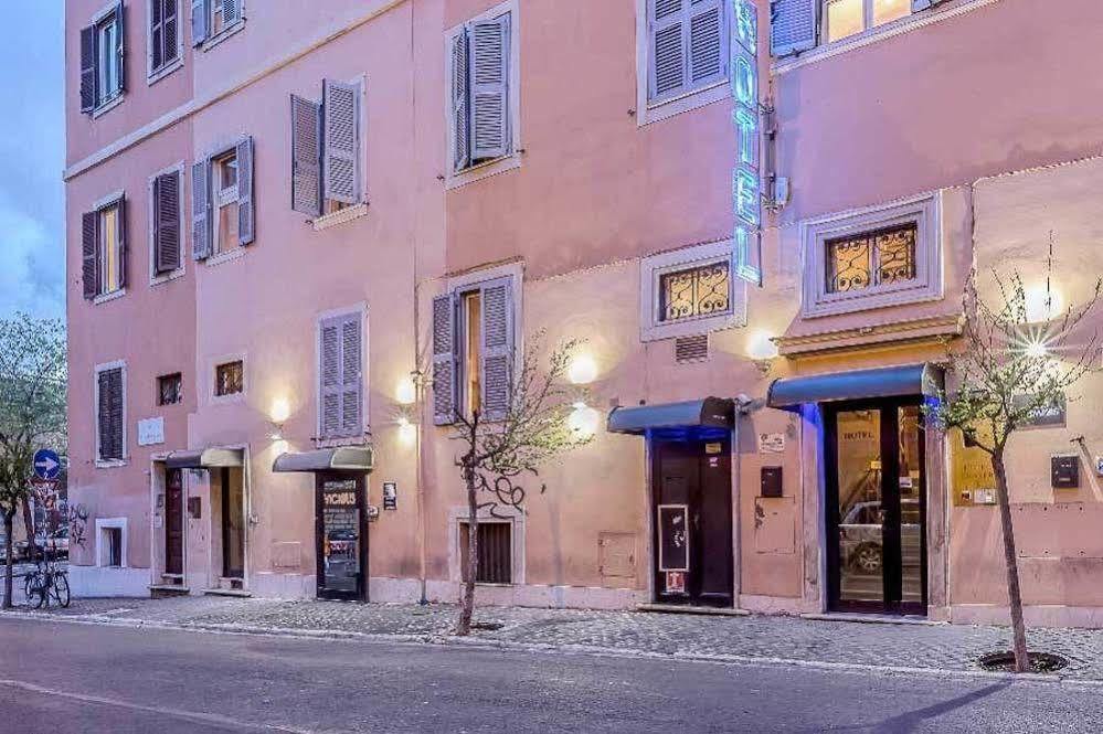 Hotel Center 3 Рим Экстерьер фото