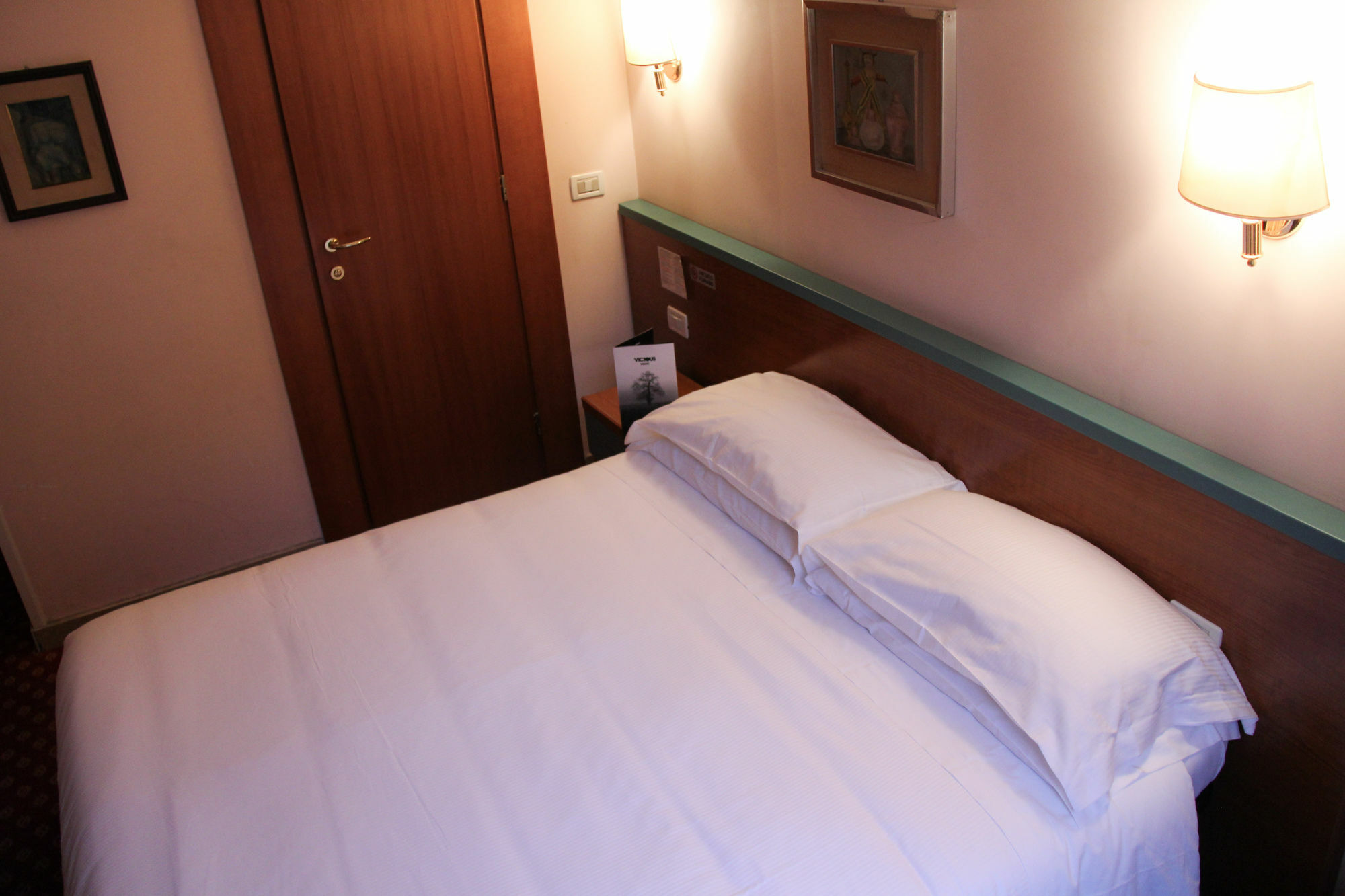Hotel Center 3 Рим Экстерьер фото